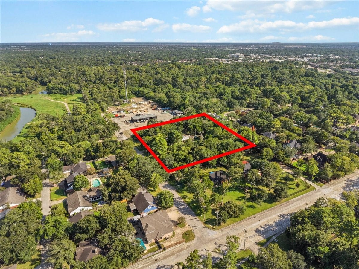 1304 Deepwood Drive, Friendswood, TX 77546 1304 Deepwood Drive, Friendswood, TX 77546