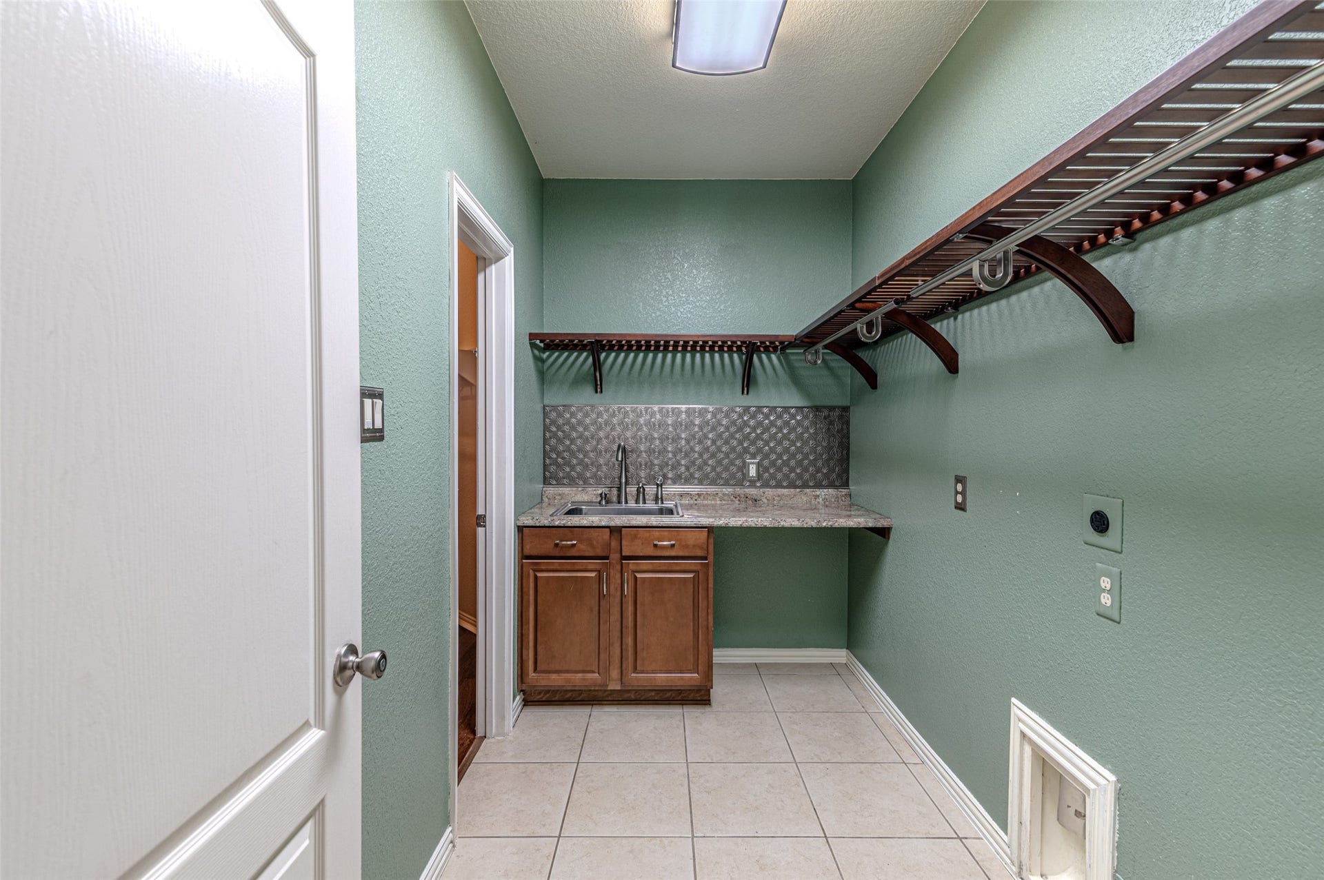 18510 N Settlers Shore Drive, Cypress, TX 77433 18510 N Settlers Shore Drive, Cypress, TX 77433