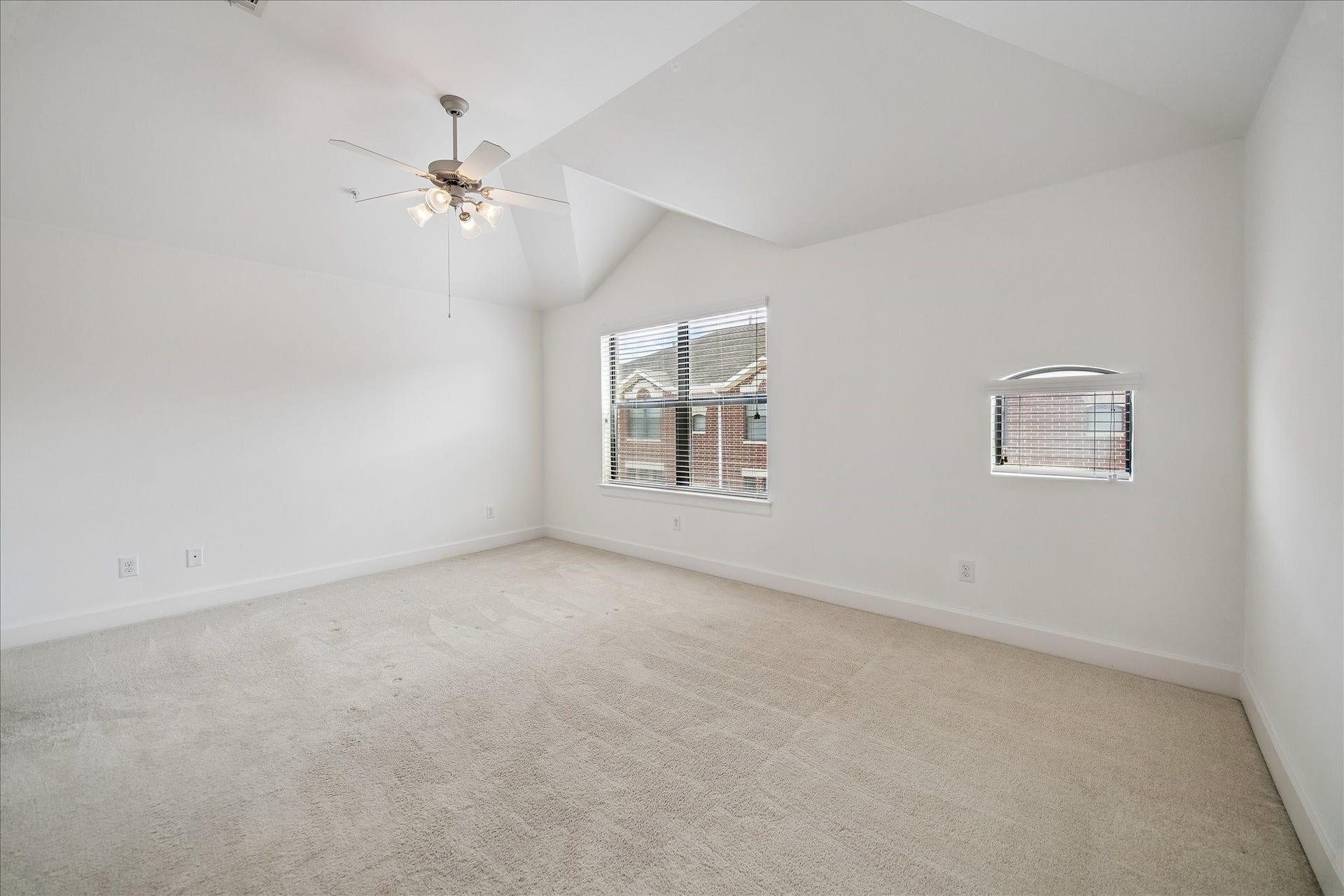 648 Westcross Street, #303, Houston, TX 77018 648 Westcross Street, #303, Houston, TX 77018