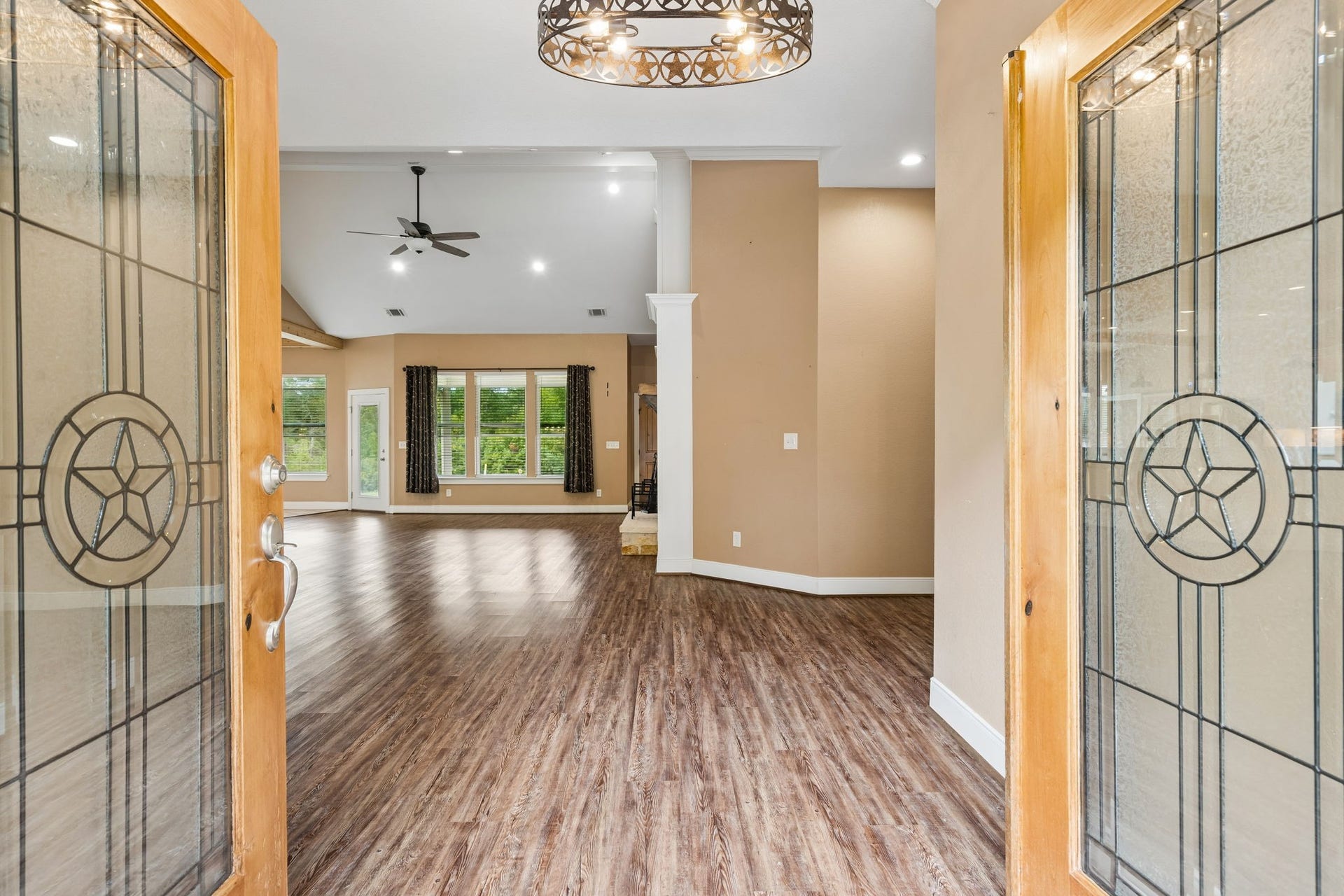 12225 High Fire Road, Montgomery, TX 77356 Double Door Entry