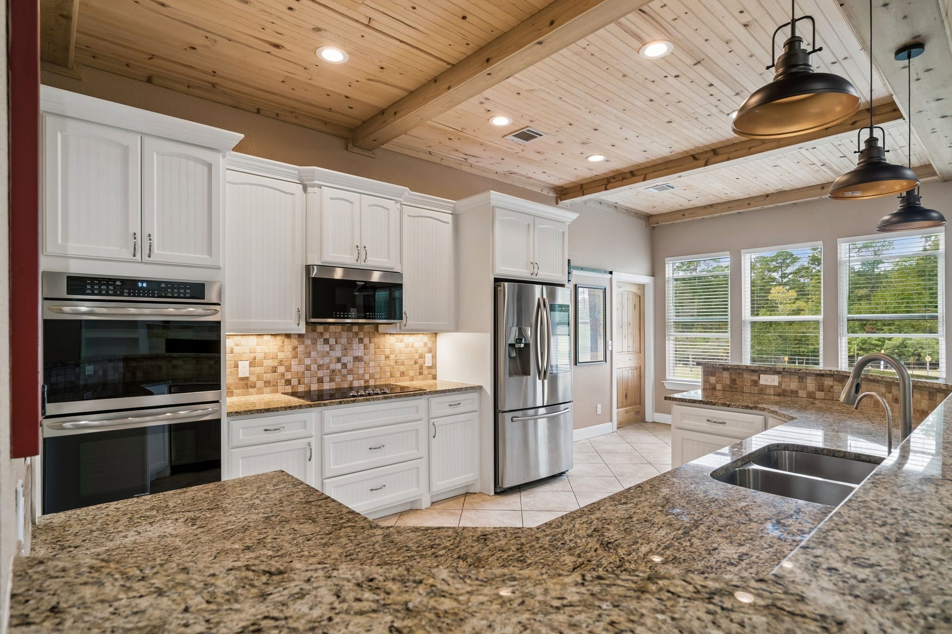 12225 High Fire Road, Montgomery, TX 77356 All appliances stay