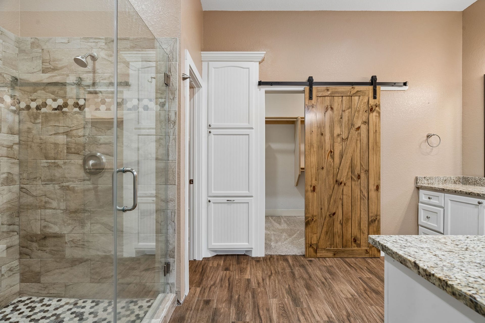 12225 High Fire Road, Montgomery, TX 77356 Walk in closet