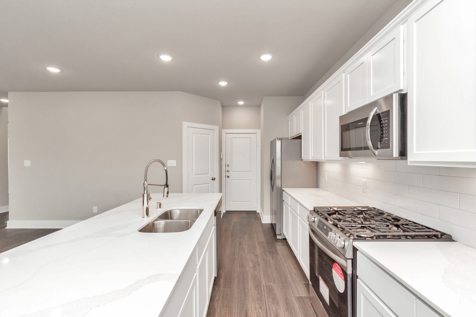 1233 Scarlet Creek Drive, Rosharon, TX 77583 1233 Scarlet Creek Drive, Rosharon, TX 77583