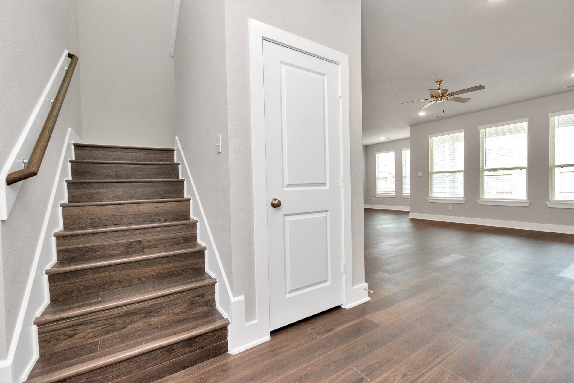 1233 Scarlet Creek Drive, Rosharon, TX 77583 1233 Scarlet Creek Drive, Rosharon, TX 77583