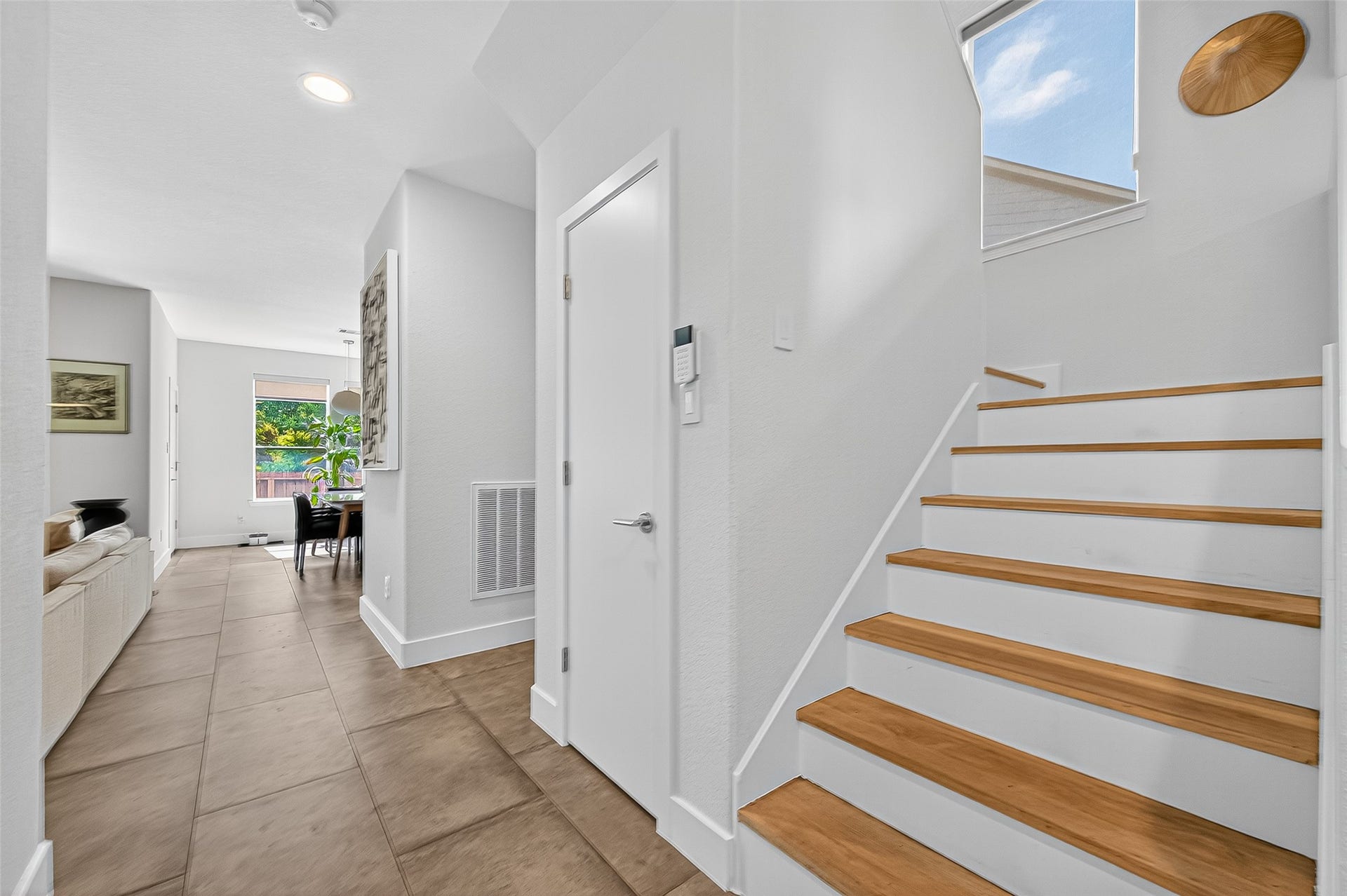 10021 Hillside Bayou Drive, Houston, TX 77080 10021 Hillside Bayou Drive, Houston, TX 77080