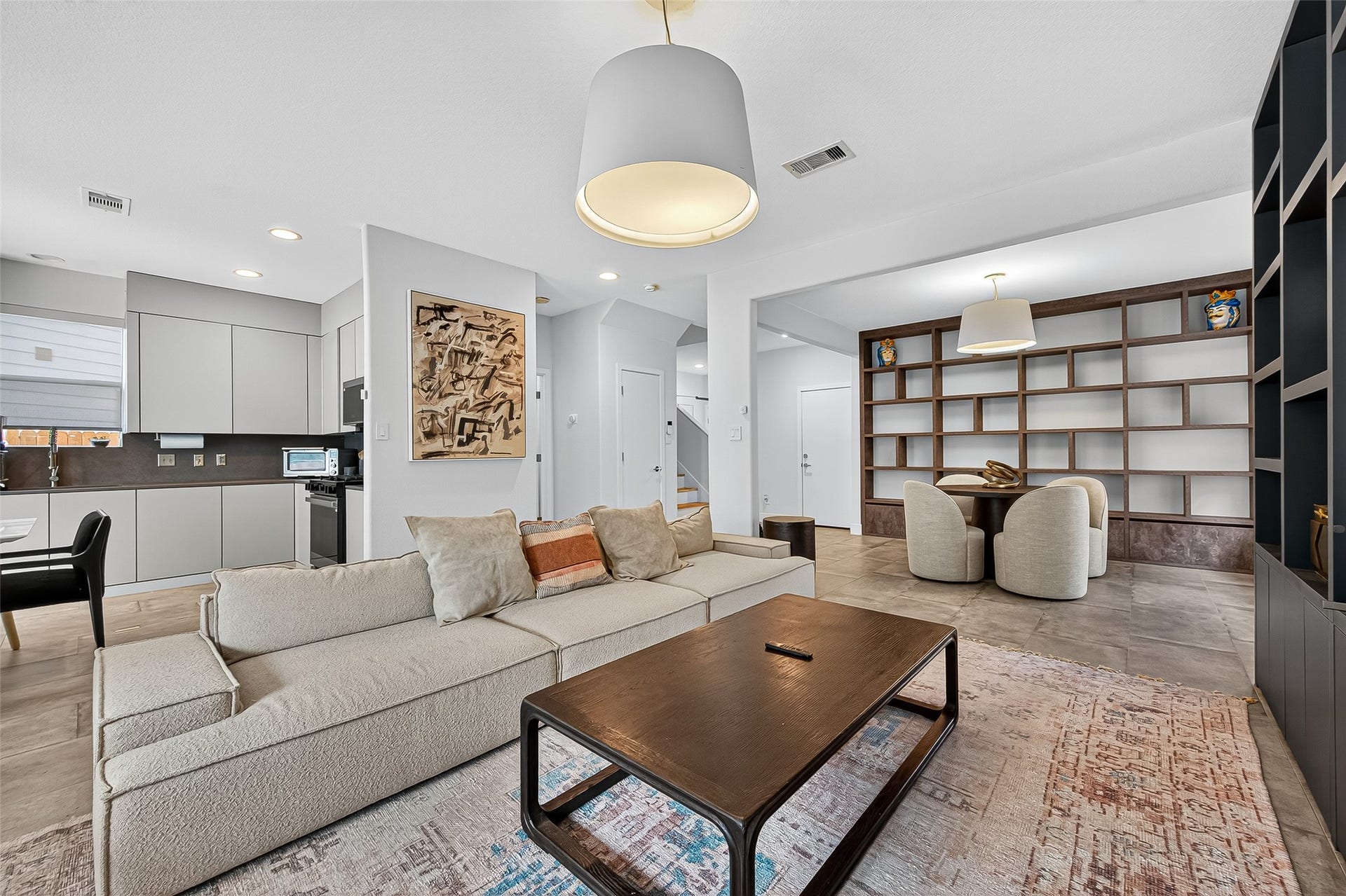 10021 Hillside Bayou Drive, Houston, TX 77080 10021 Hillside Bayou Drive, Houston, TX 77080