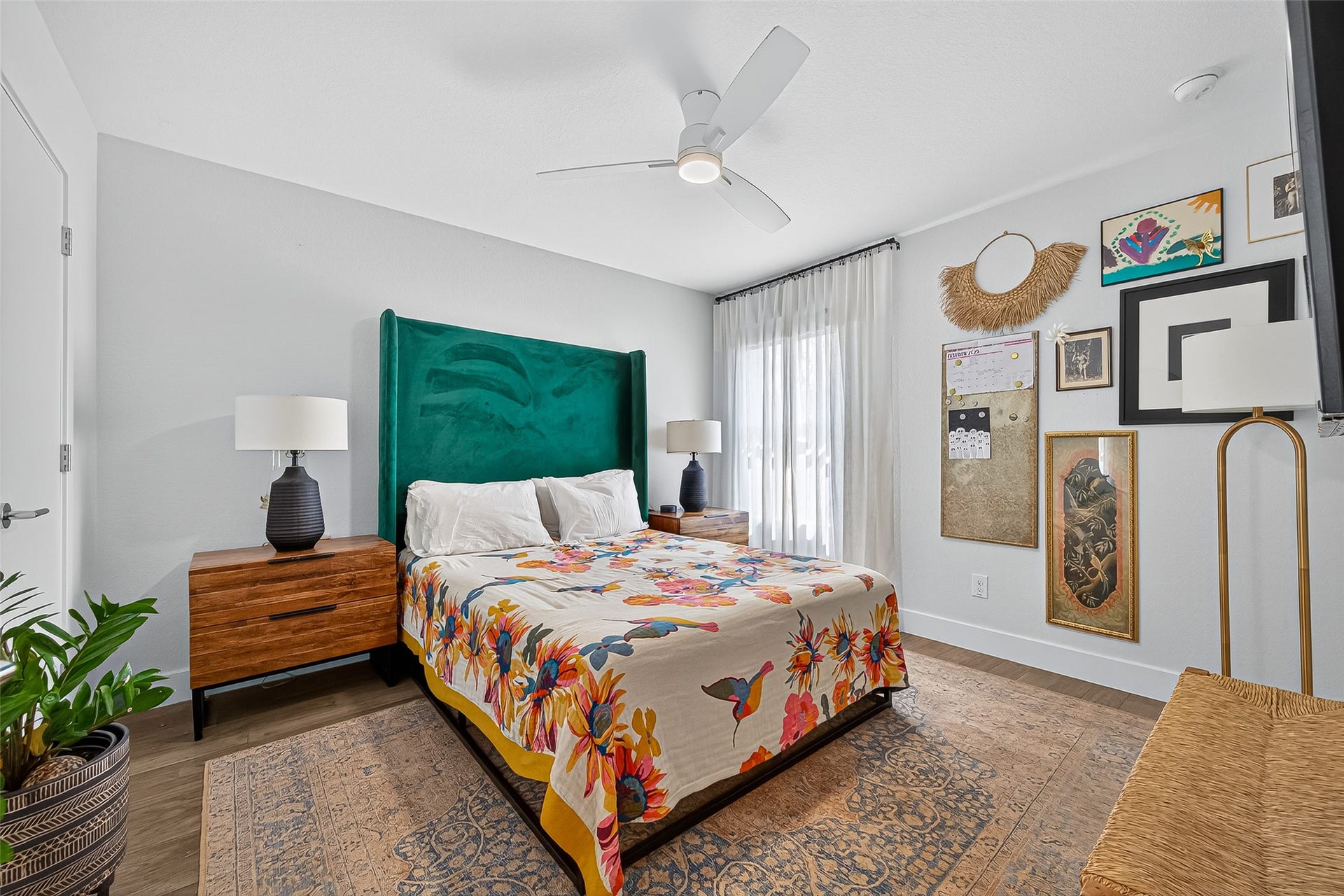 10021 Hillside Bayou Drive, Houston, TX 77080 10021 Hillside Bayou Drive, Houston, TX 77080