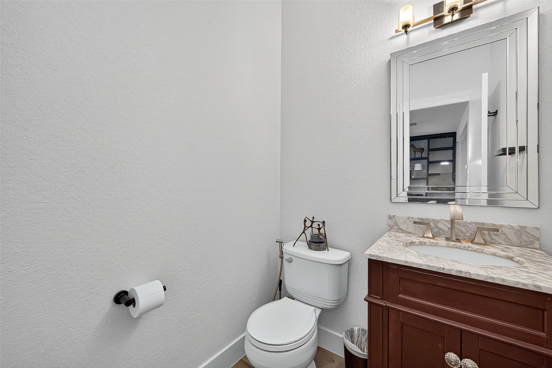 10021 Hillside Bayou Drive, Houston, TX 77080 10021 Hillside Bayou Drive, Houston, TX 77080