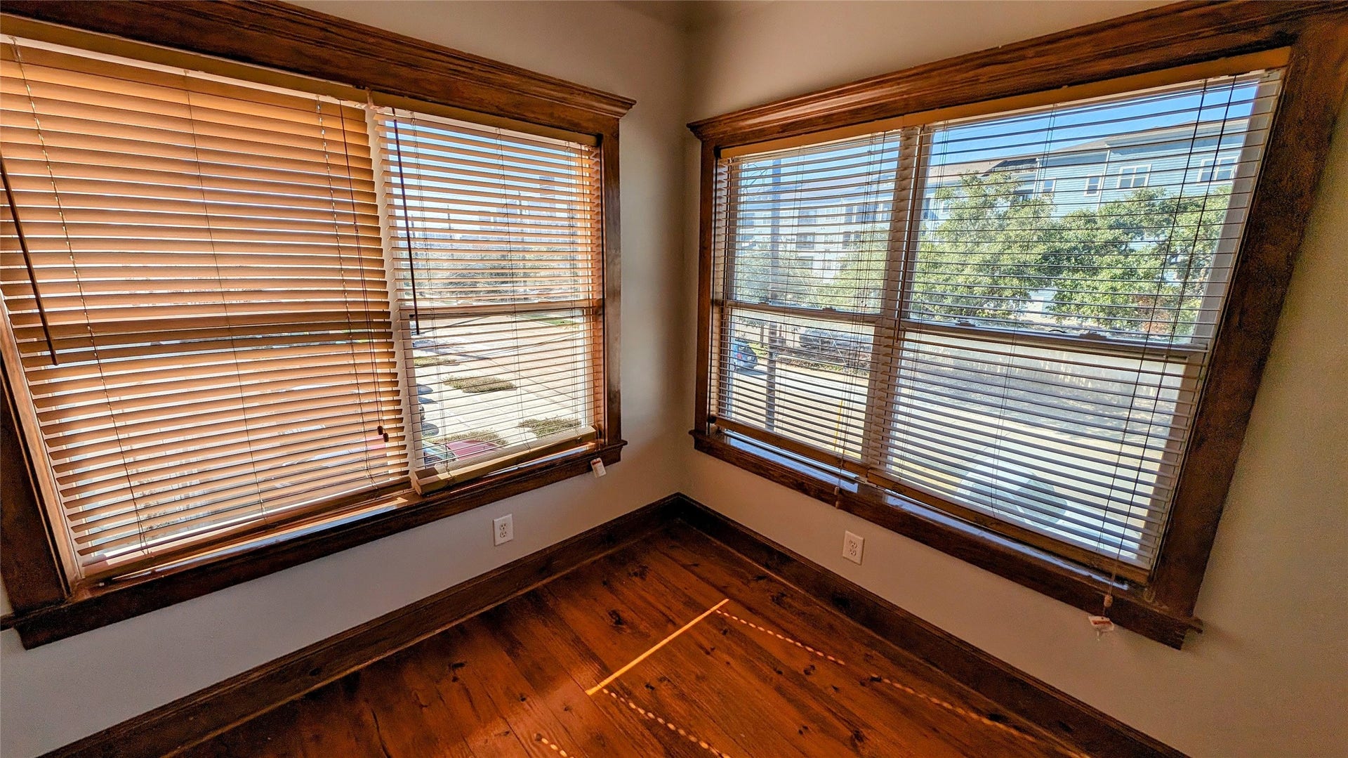 702 Paschall Street, #B, Houston, TX 77009