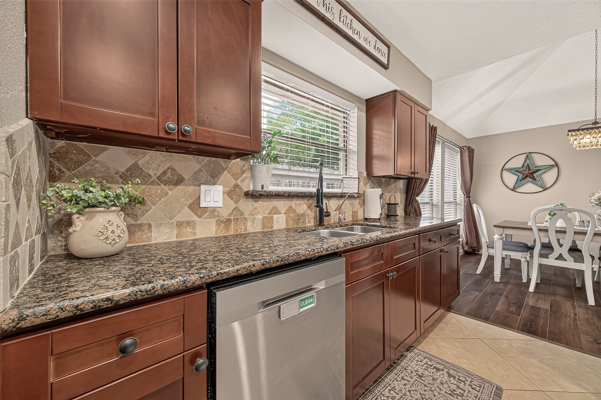 7522 Cavesson Drive, Cypress, TX 77433
