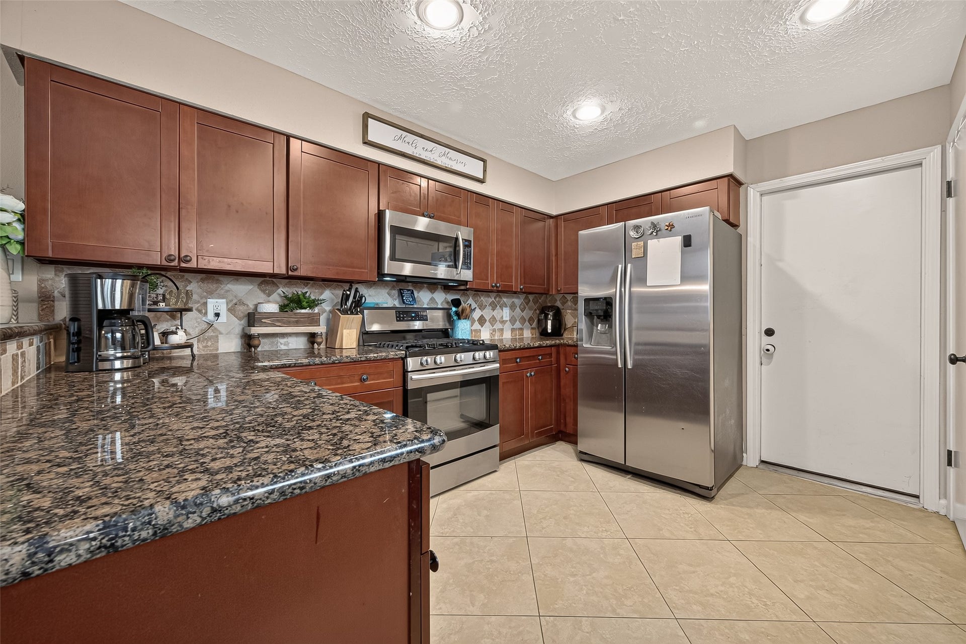 7522 Cavesson Drive, Cypress, TX 77433
