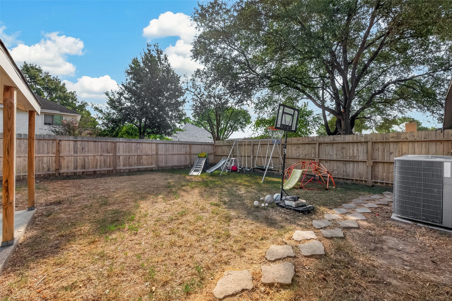 7522 Cavesson Drive, Cypress, TX 77433