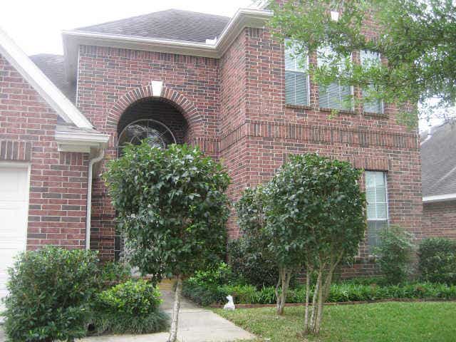BEAUTIFUL BEAZER HOUSE AT SUGAR LAND