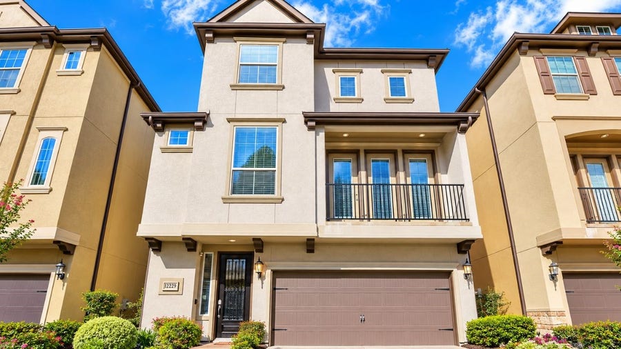 Property photo for 12229 Oxford Crescent Circle, Houston, TX