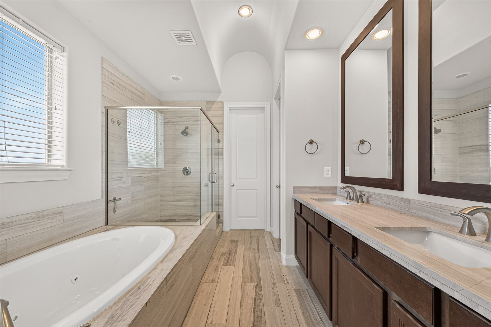 3231 Maxroy Street, #A, Houston, TX 77008 3231 Maxroy Street, #A, Houston, TX 77008