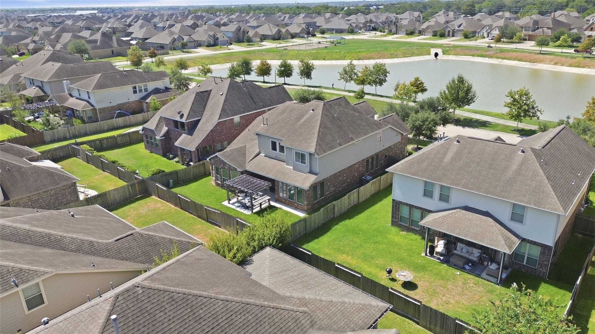 406 Stockport Drive, League City, TX 77573 406 Stockport Drive, League City, TX 77573