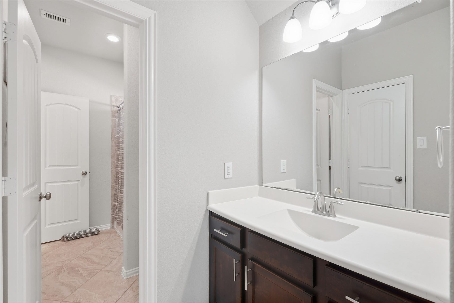 406 Stockport Drive, League City, TX 77573 406 Stockport Drive, League City, TX 77573