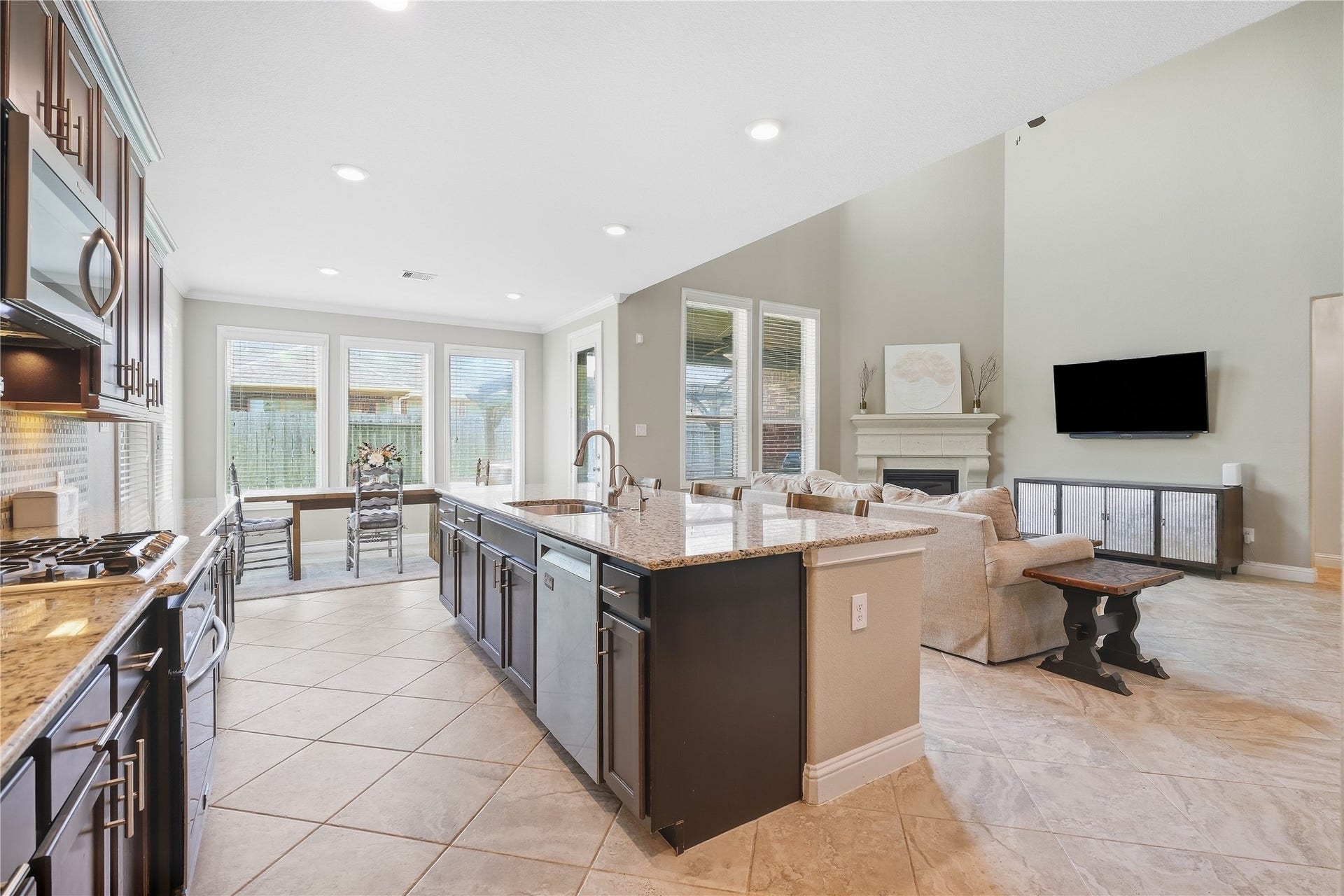 406 Stockport Drive, League City, TX 77573 406 Stockport Drive, League City, TX 77573