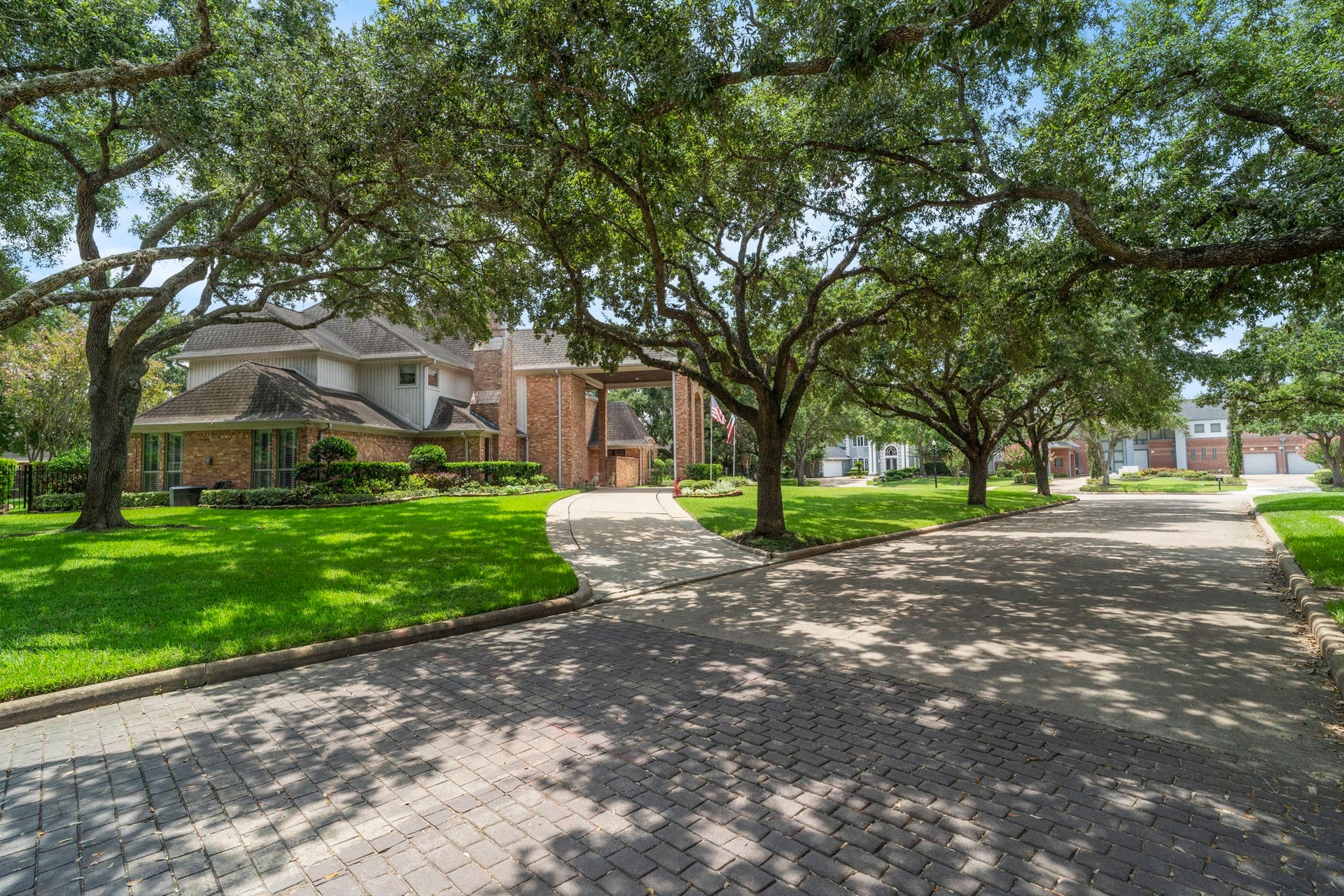 Zoned to top-rated Fort Bend ISD schools.