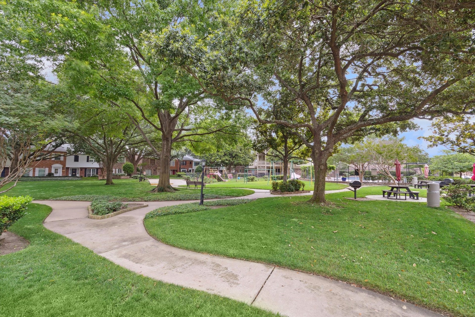 6468 Burgoyne Road, #51, Houston, TX 77057 6468 Burgoyne Road, #51, Houston, TX 77057