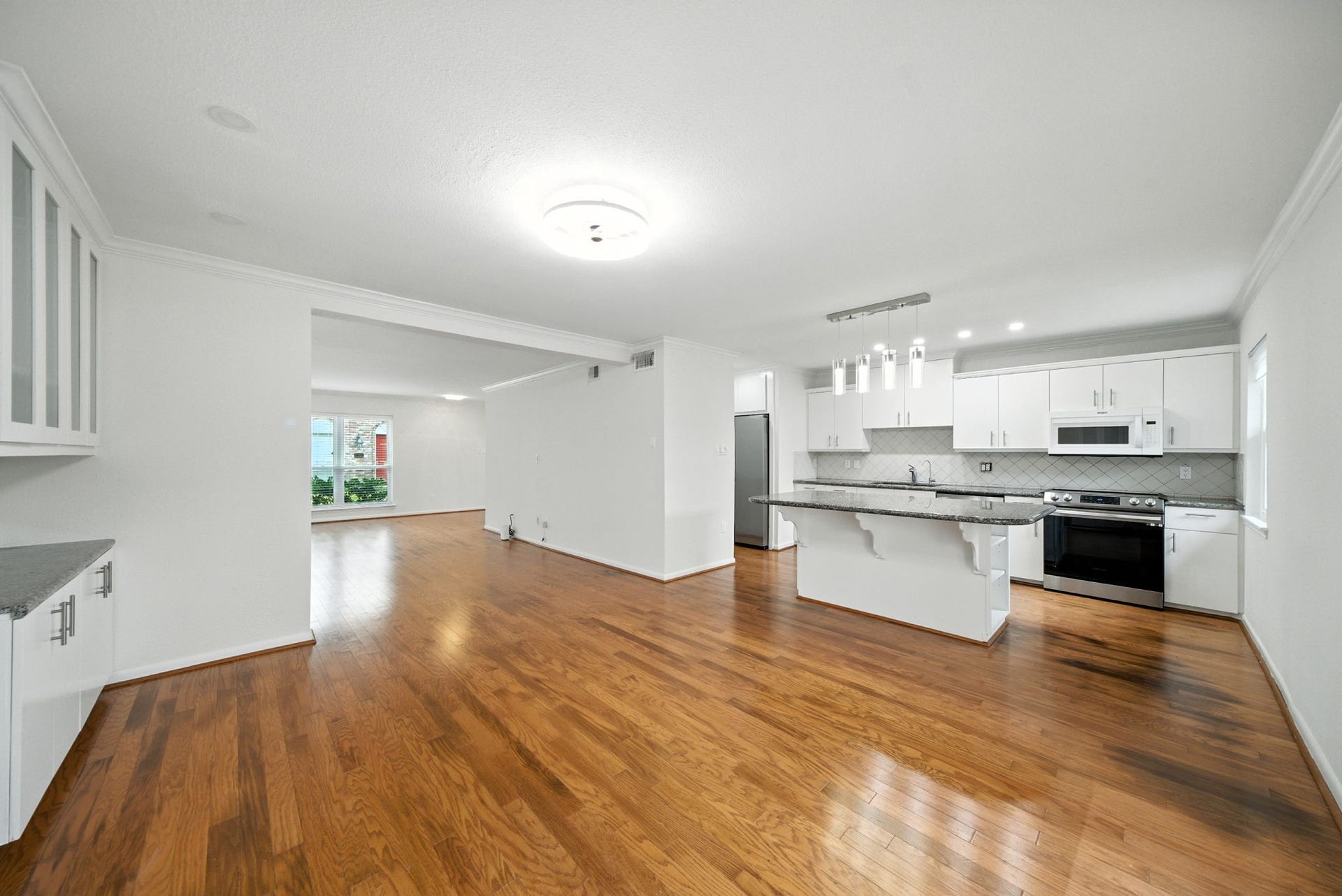 6468 Burgoyne Road, #51, Houston, TX 77057 6468 Burgoyne Road, #51, Houston, TX 77057