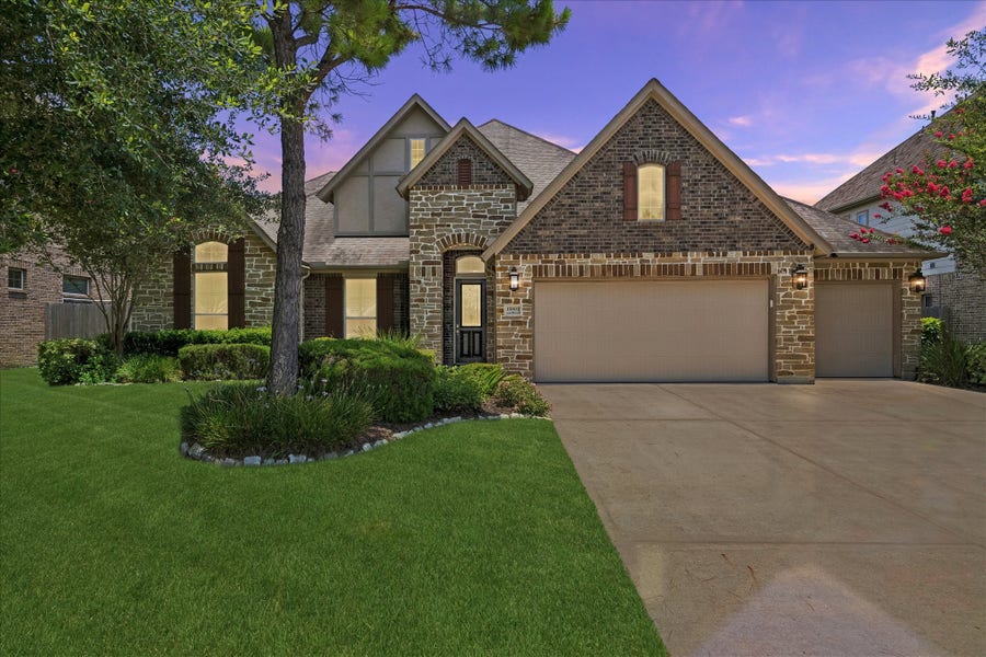 Property photo for 15803 Graham Spring Lane, Houston, TX