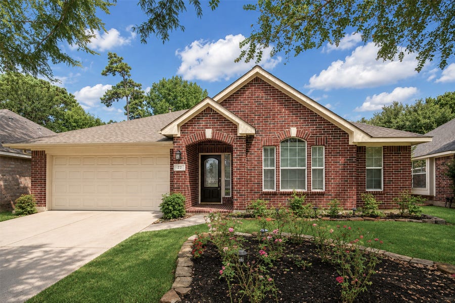 Property photo for 22 Heron Hollow Court, The Woodlands, TX