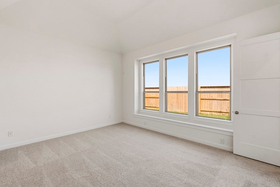 6435 Redwood Forest Drive, Manvel, TX 77578 Natural Light Filled Primary Bedroom