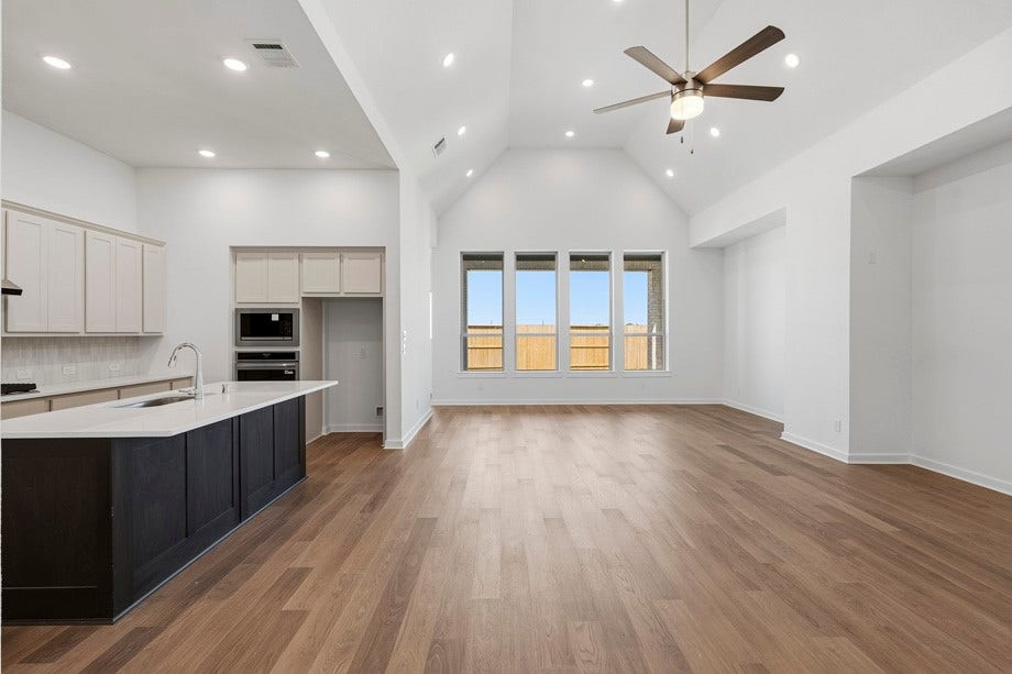6435 Redwood Forest Drive, Manvel, TX 77578 Bright and Versatile Dining Space