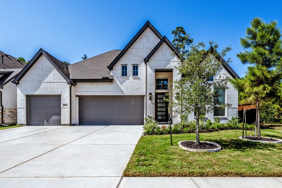 Property photo for 15708 Hoptree Heights Lane, Conroe, TX