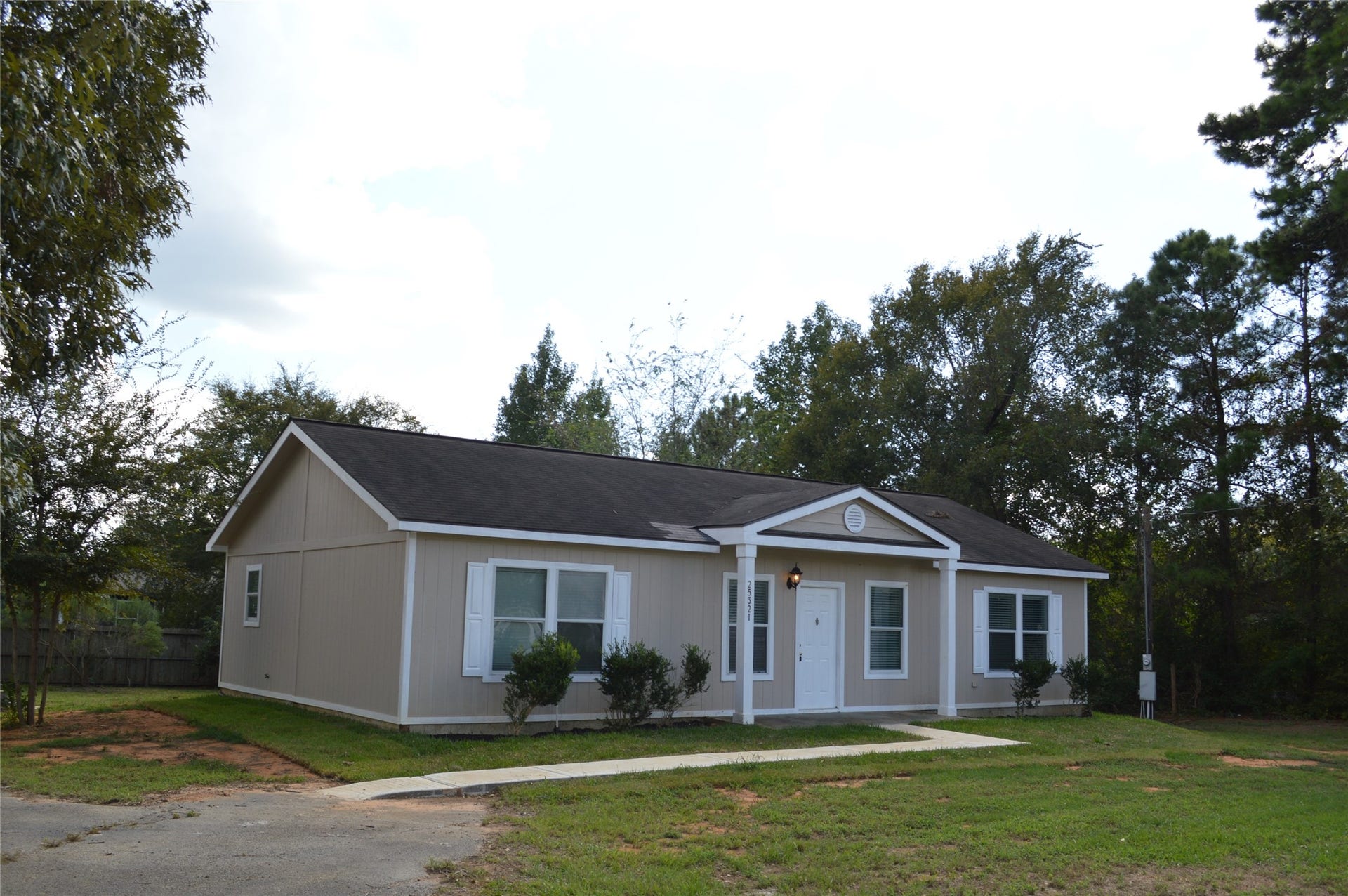 25321 Bluff View Court, Magnolia, TX 77355 25321 Bluff View Court, Magnolia, TX 77355