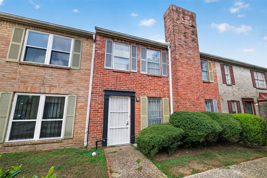 Property photo for 4068 Belle Park Drive, #4068, Houston, TX
