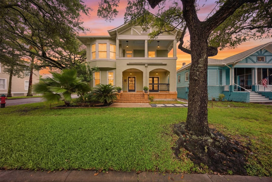 Property photo for 1804 33rd Street, Galveston, TX