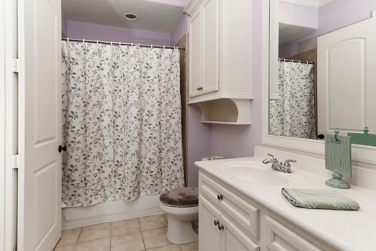 32 Palmer Woods Drive, The Woodlands, TX 77381 32 Palmer Woods Drive, The Woodlands, TX 77381