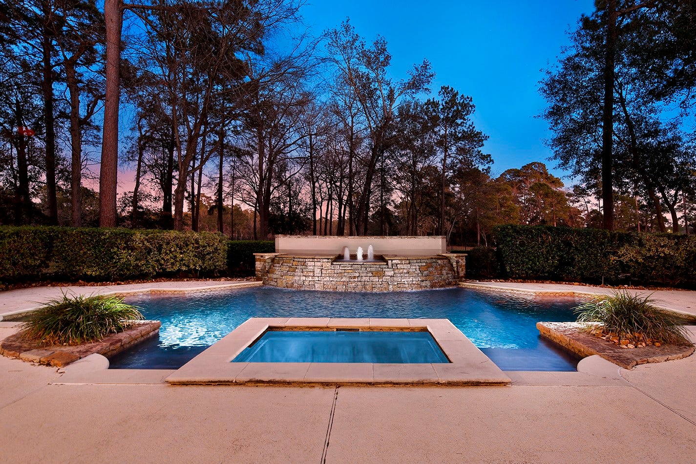 32 Palmer Woods Drive, The Woodlands, TX 77381 32 Palmer Woods Drive, The Woodlands, TX 77381