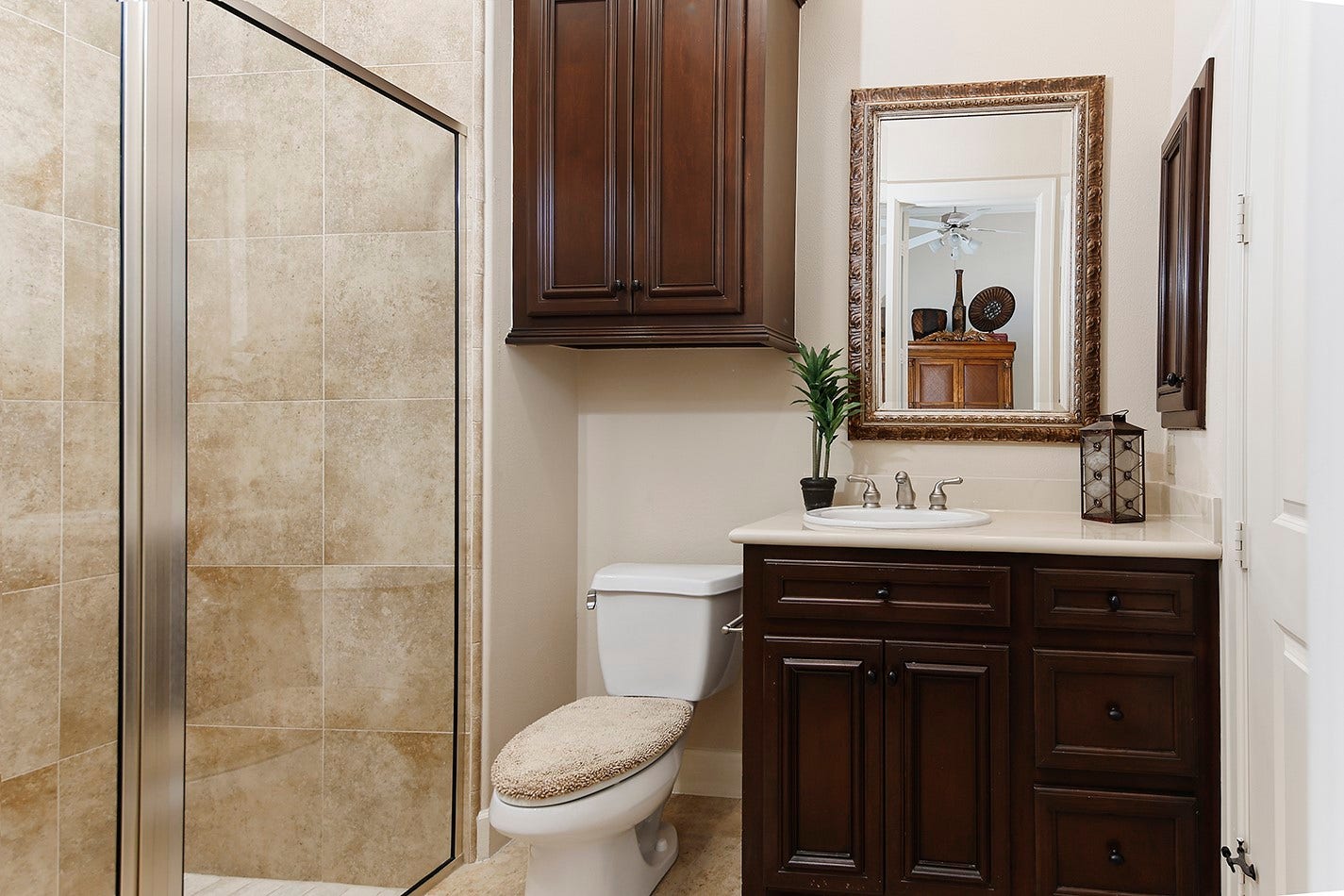 32 Palmer Woods Drive, The Woodlands, TX 77381 32 Palmer Woods Drive, The Woodlands, TX 77381