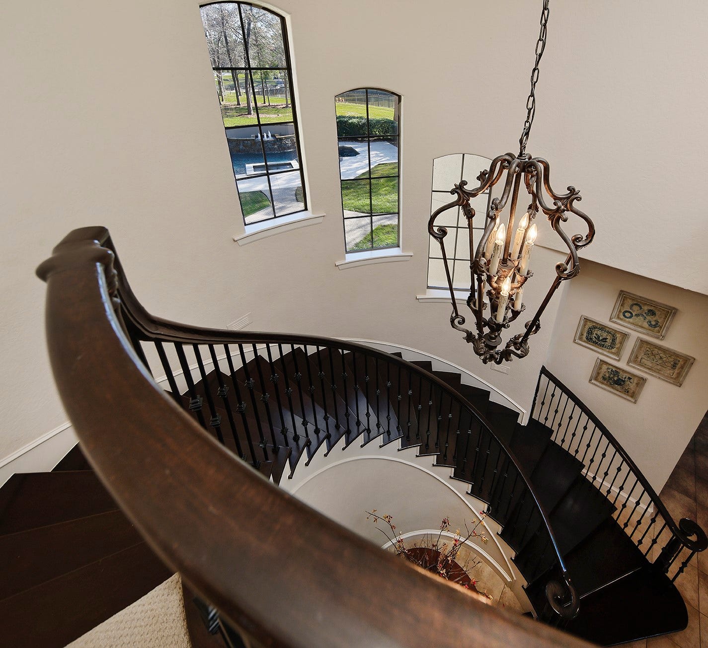 32 Palmer Woods Drive, The Woodlands, TX 77381 32 Palmer Woods Drive, The Woodlands, TX 77381