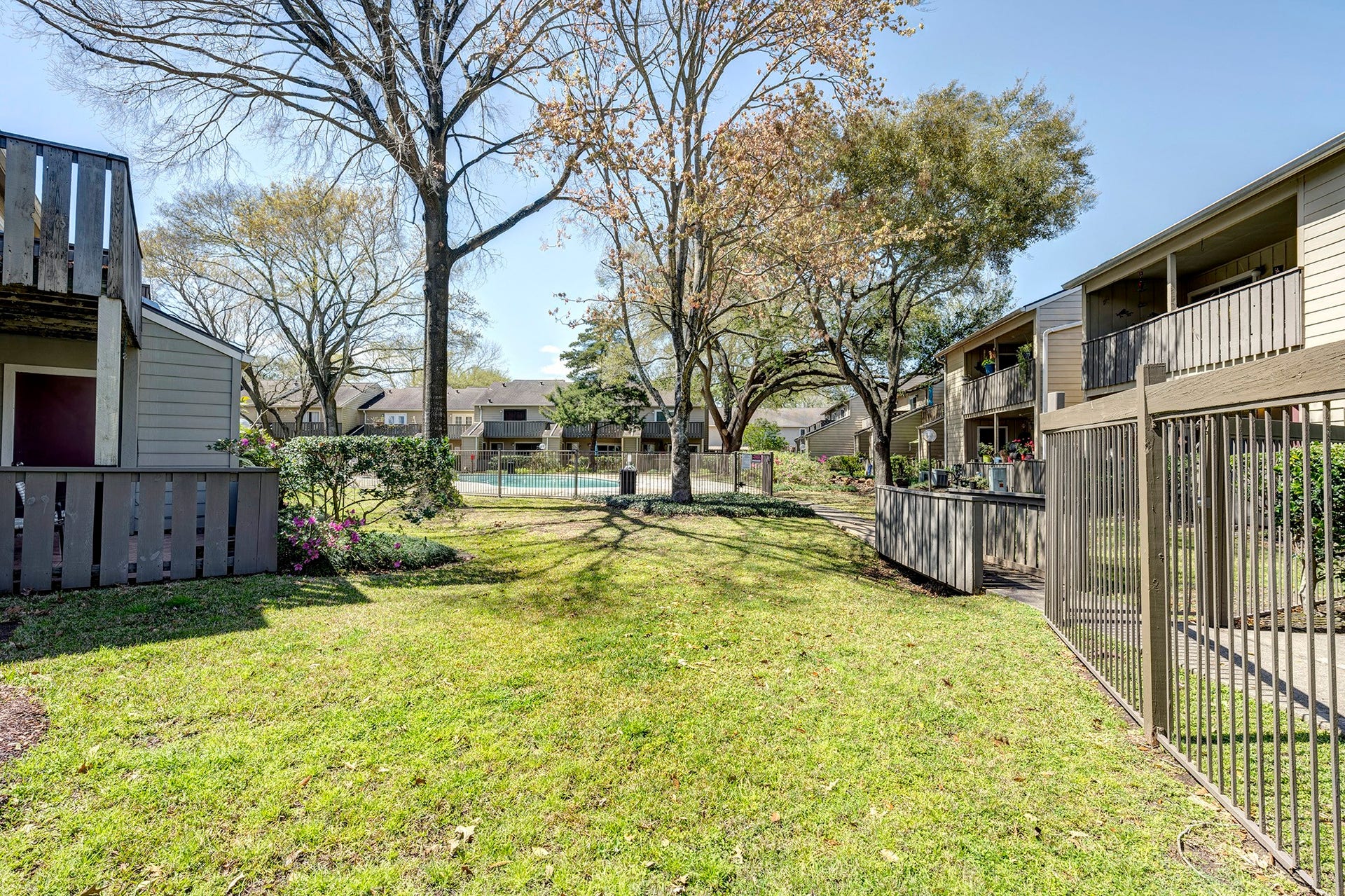 5005 Georgi Lane, #165, Houston, TX 77092 Green area to enjoy!