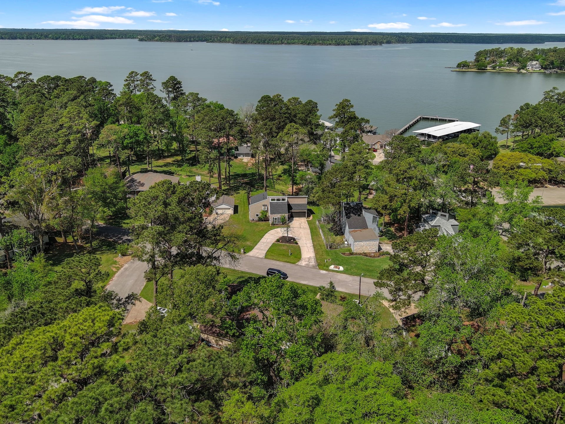 15211 Jamaica Drive, Willis, TX 77318