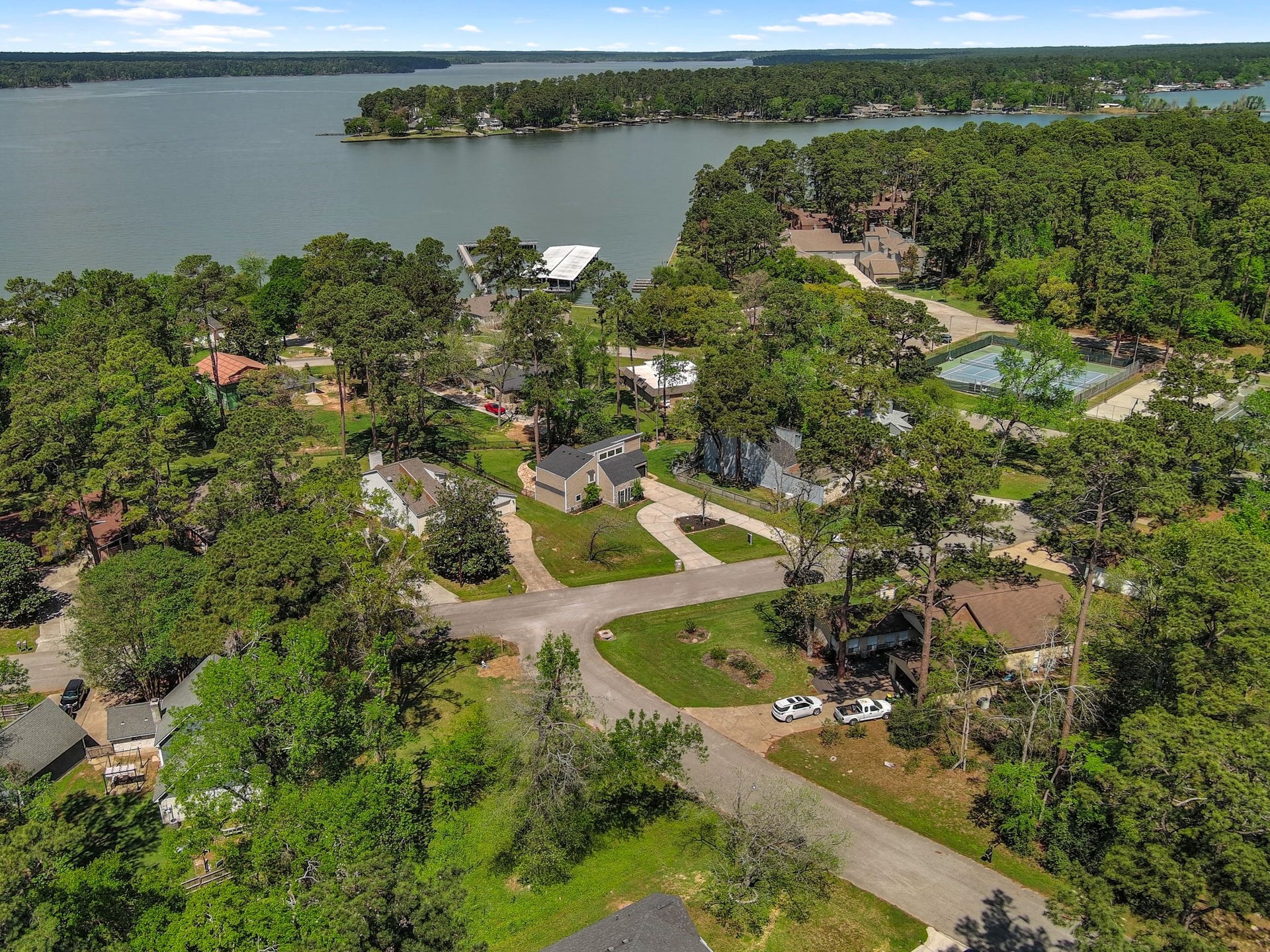 15211 Jamaica Drive, Willis, TX 77318