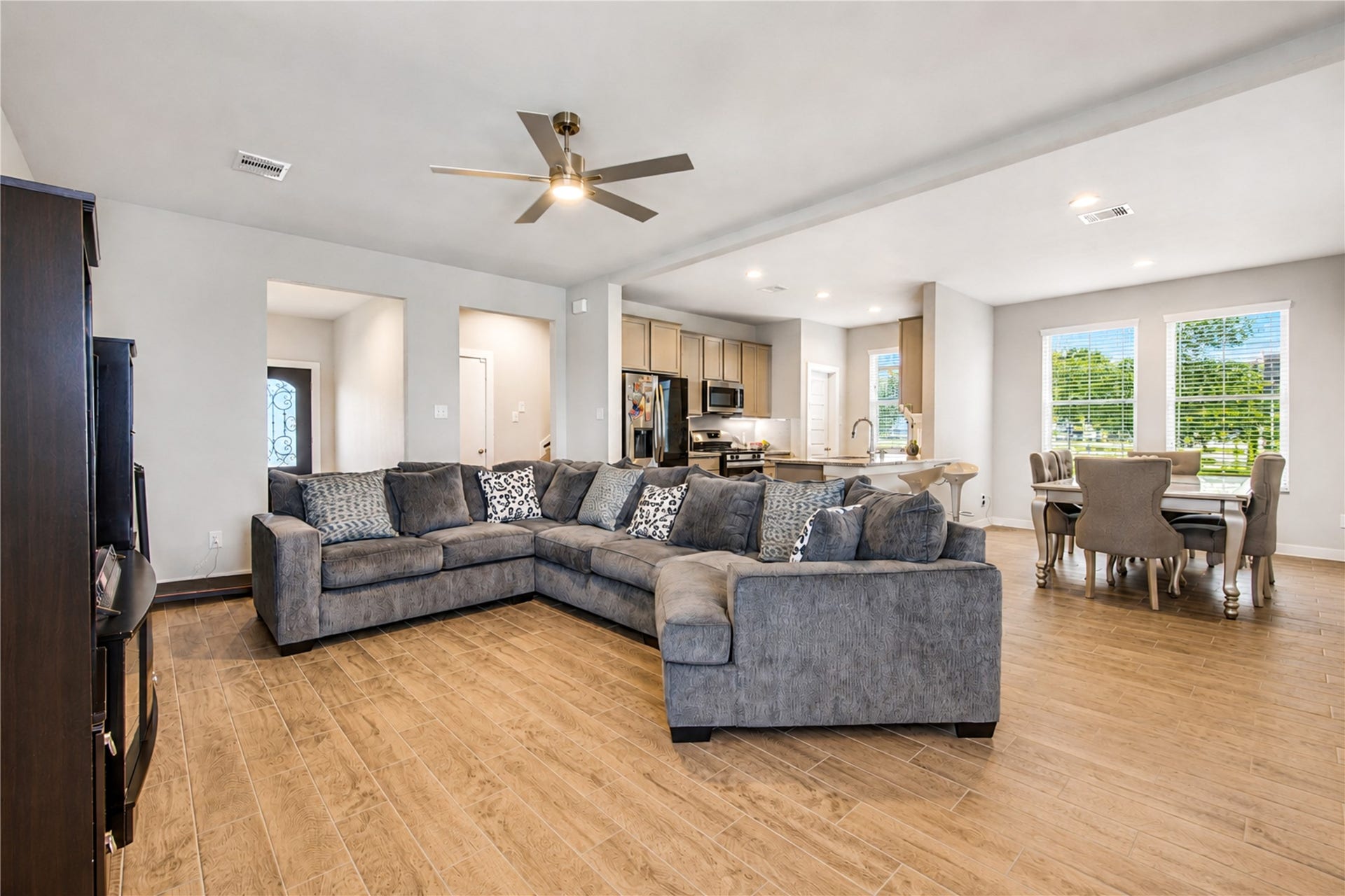 2223 Emerald Diamond Court, Fresno, TX 77545 2223 Emerald Diamond Court, Fresno, TX 77545