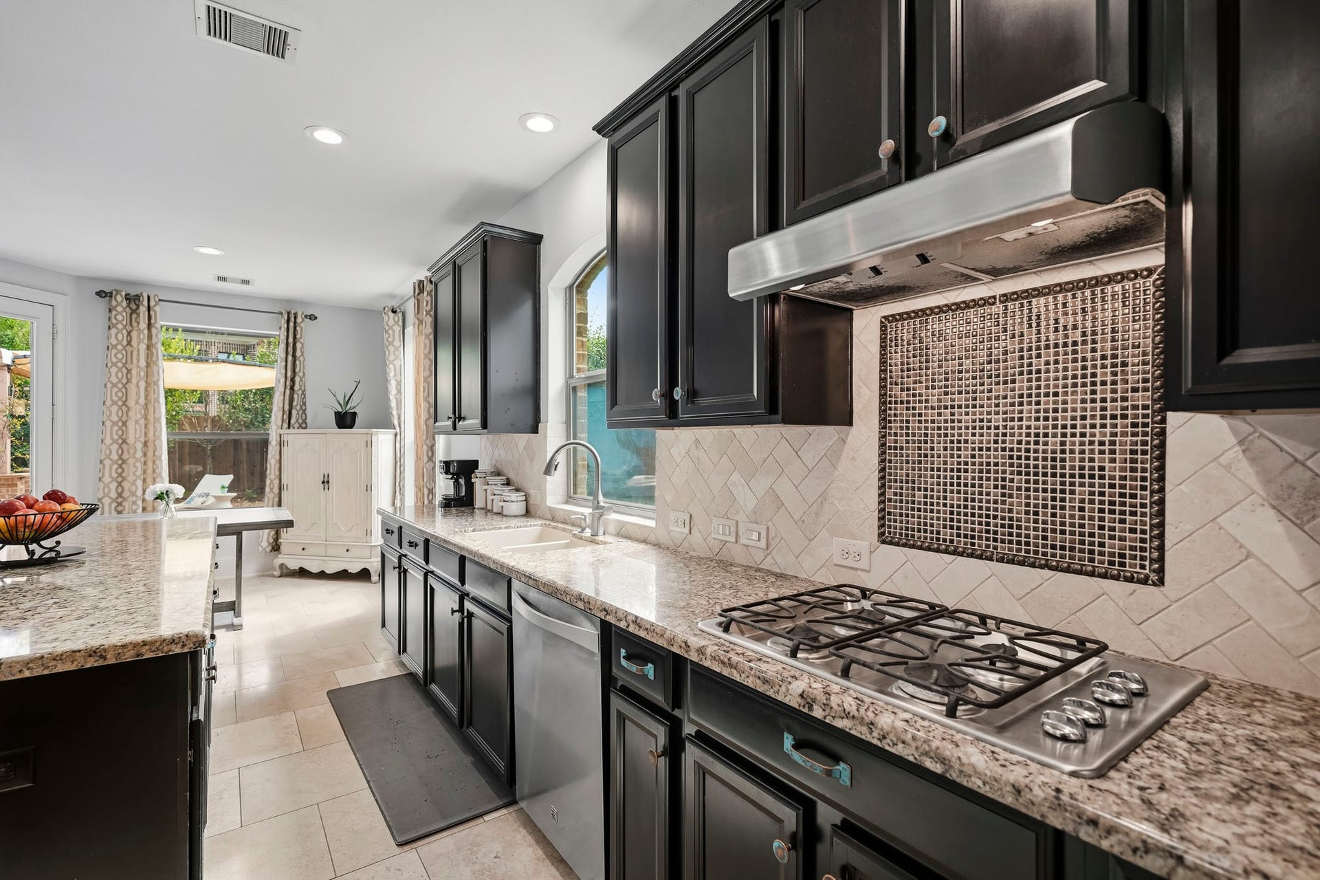 2804 Veneto Court, League City, TX 77573 2804 Veneto Court, League City, TX 77573