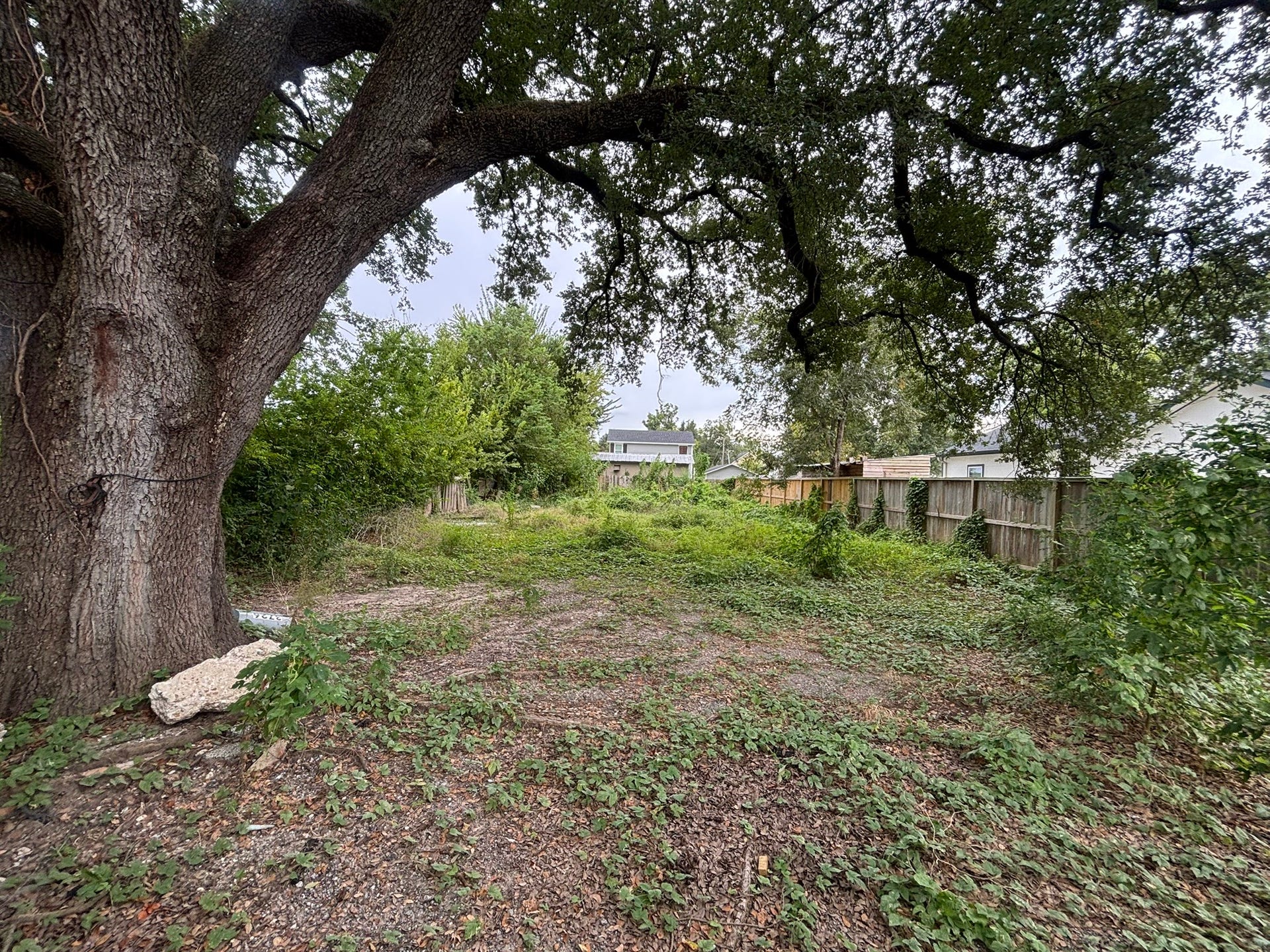 3726 Parker Road, Houston, TX 77093 3726 Parker Road, Houston, TX 77093