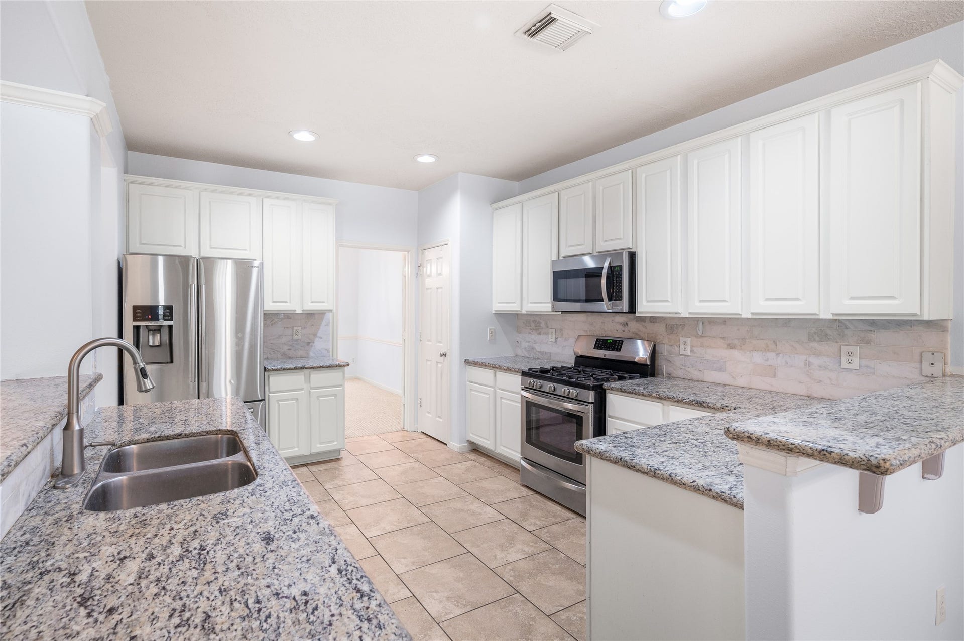 2322 Pine Brook Drive, Deer Park, TX 77536 2322 Pine Brook Drive, Deer Park, TX 77536