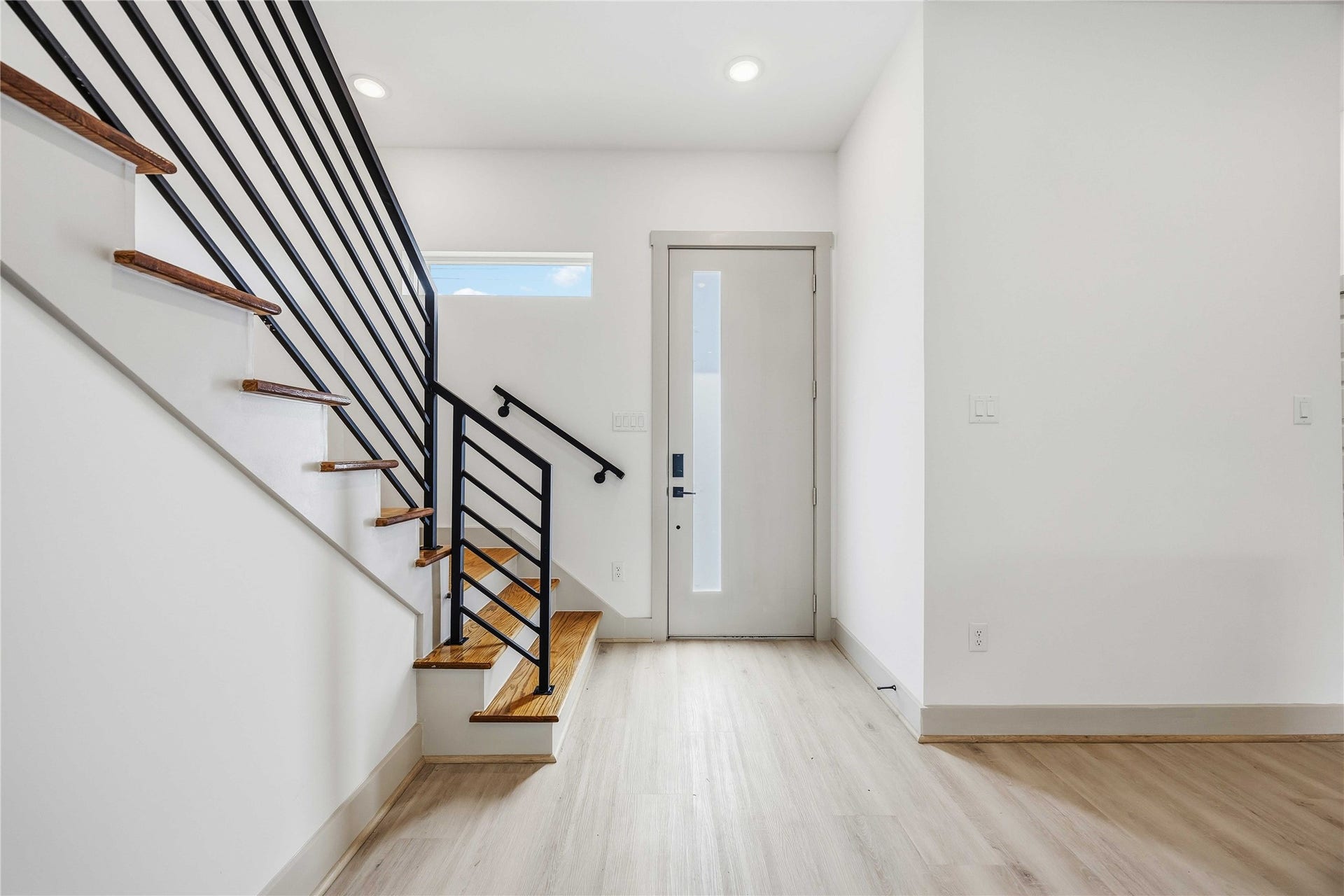 7555 Calhoun Street, #B, Houston, TX 77033 7555 Calhoun Street, #B, Houston, TX 77033