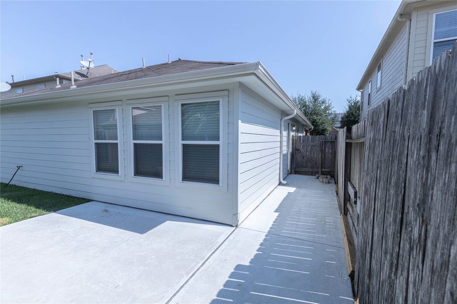 Property photo for 5027 Lamppost Hill Court, Katy, TX