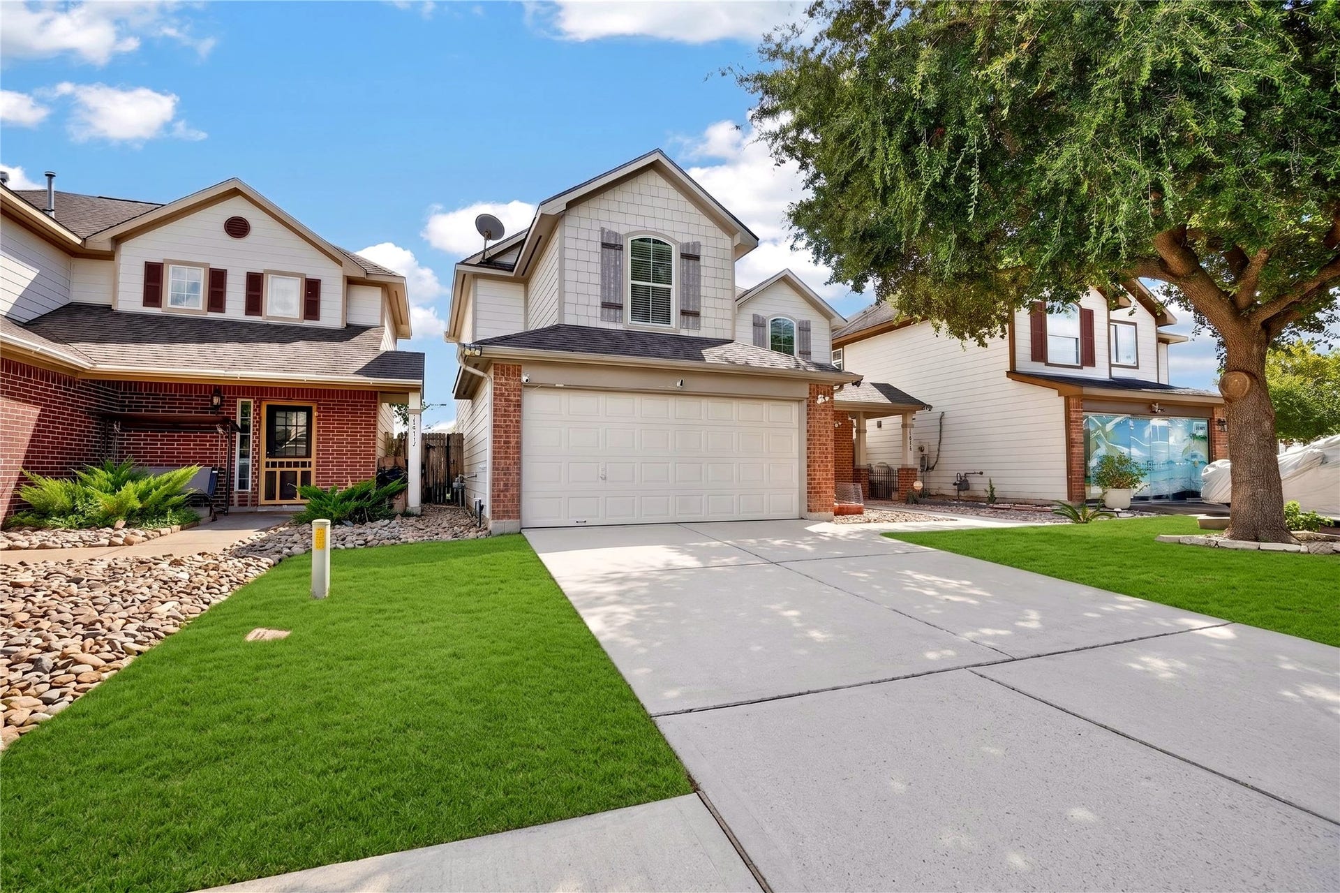 14919 Gray Ridge Drive, Houston, TX 77082