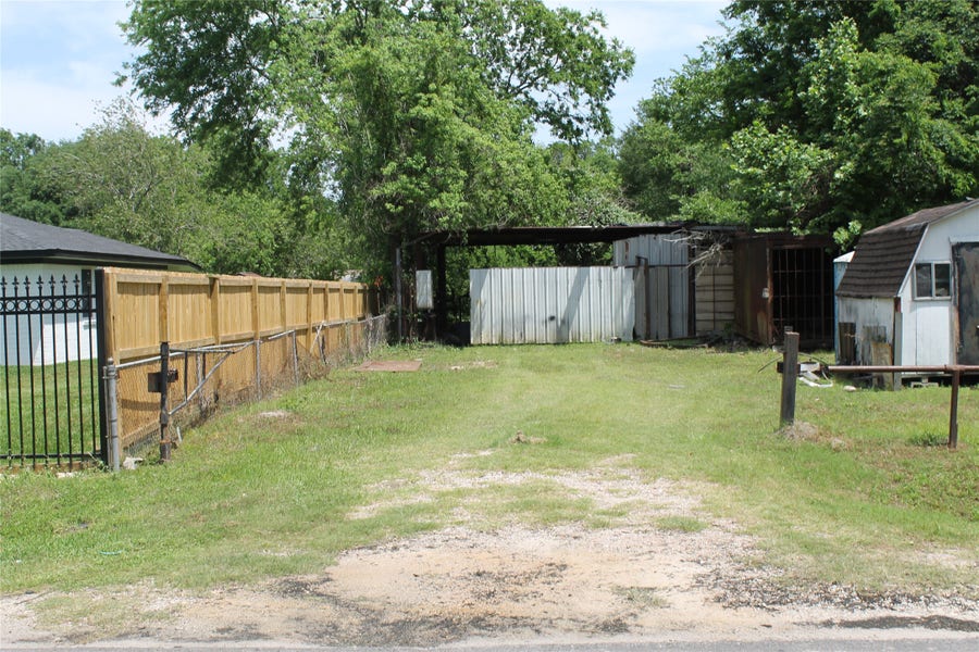Property photo for 7912 Observatory Street, Houston, TX