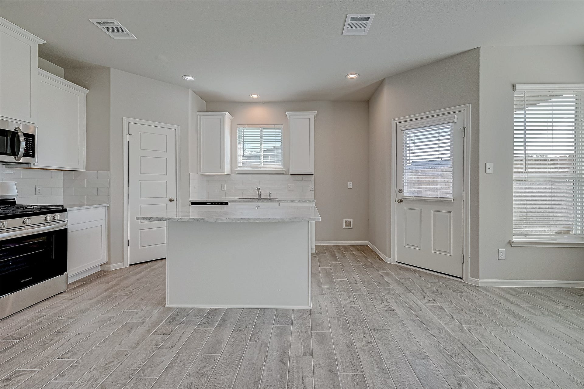 9960 Enclave Grove Street, Willis, TX 77318