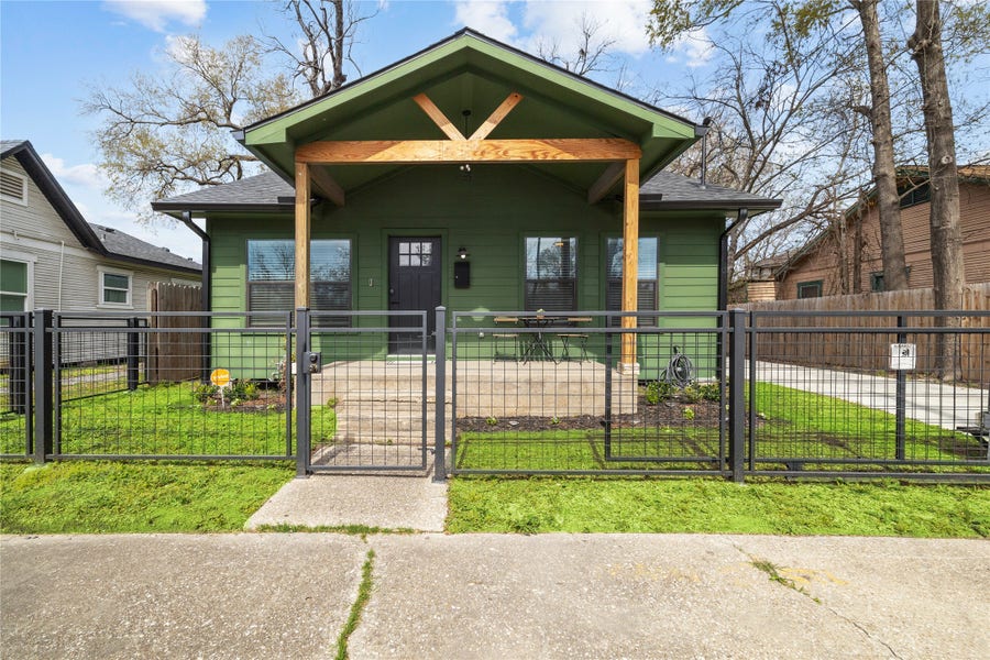Property photo for 4603 Farmer Street, Houston, TX